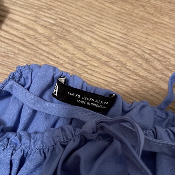 Zara Blue Puff Top - Picture 5 of 5